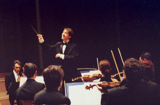 Mattia Peli with the Orchestra Filarmonica Marchigiana